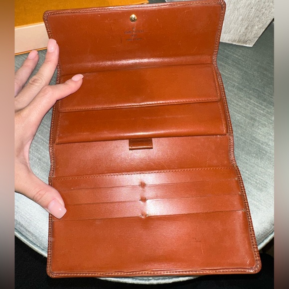 $3 START Sept 26th at 2p PT: Louis Vuitton Long Tan Epi Wallet - Picture 3 of 7